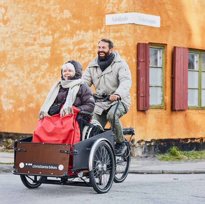 Pedalando insieme: mobilità inclusiva per i nostri anziani